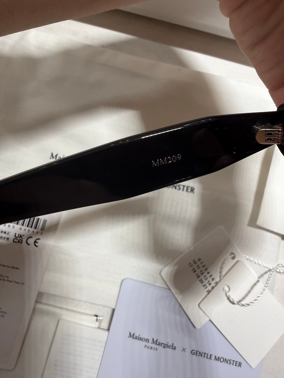 젠틀몬스터 마르지엘라 mm209 상품이미지4