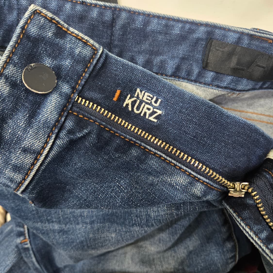 [34] PLAC NEU KURZ Relaxed Slim Denim 상품이미지4