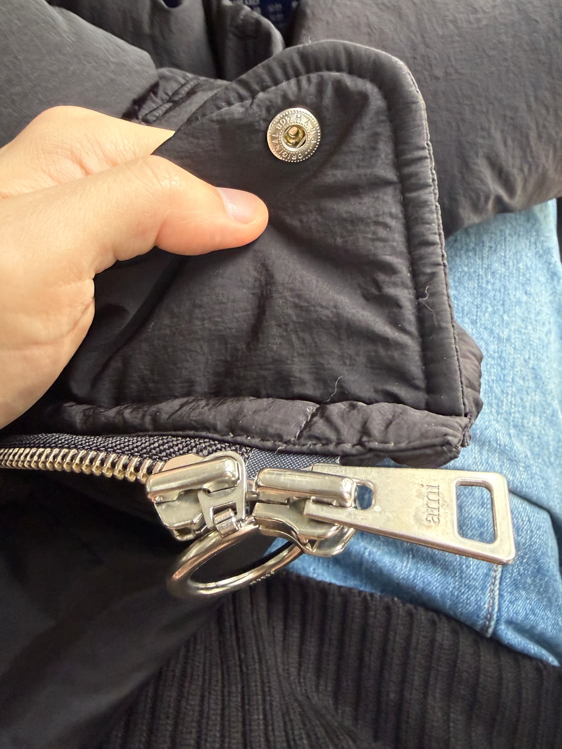 아미 패딩 UJK401-276-001 s사이즈 상품이미지5