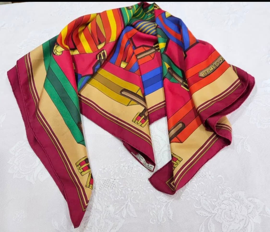 에르메스(Hermes) 실크 빈티지스카프 까레 상품이미지5