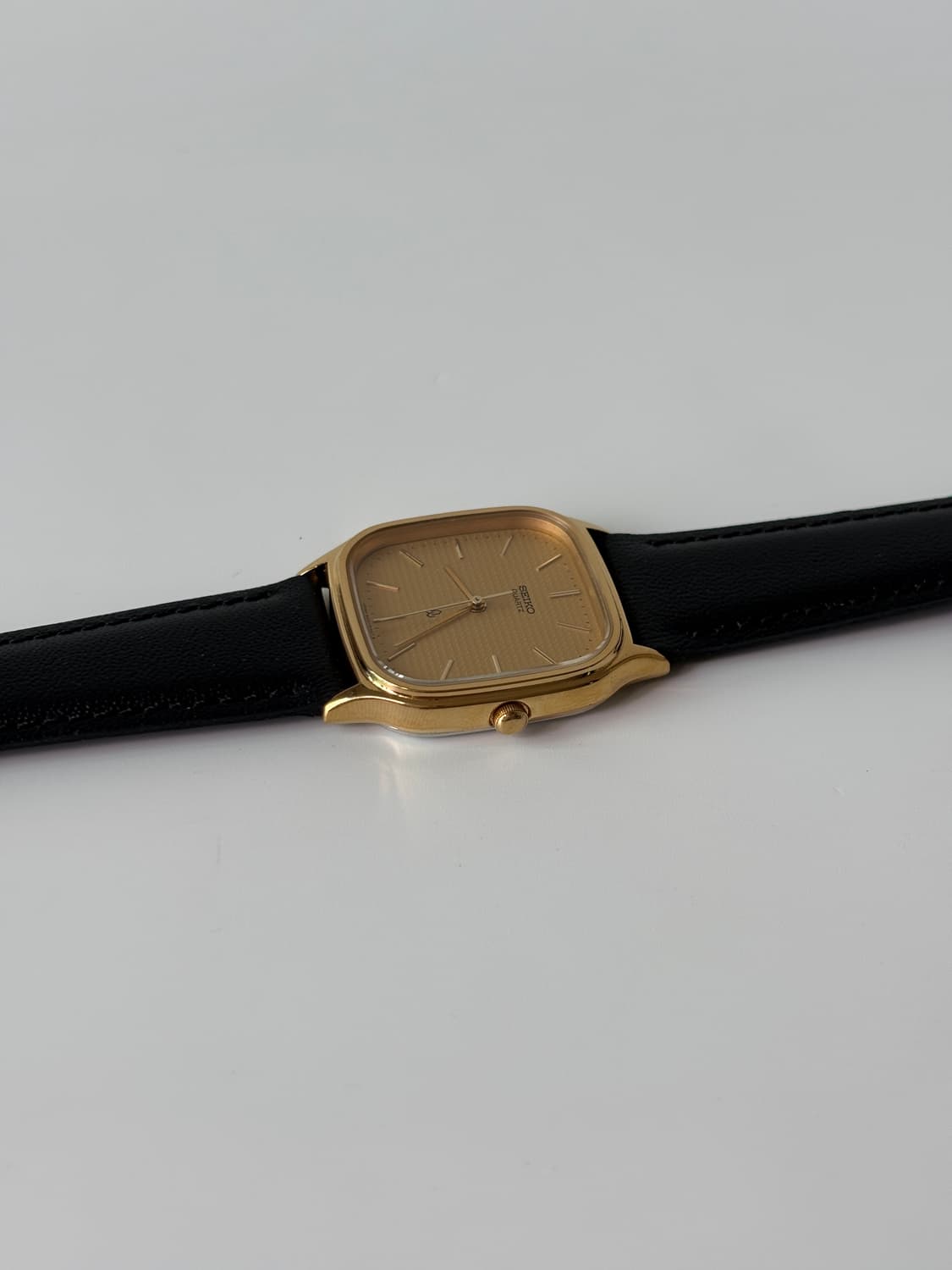1980s Chariot Texture Gold Square Quartz 상품이미지4
