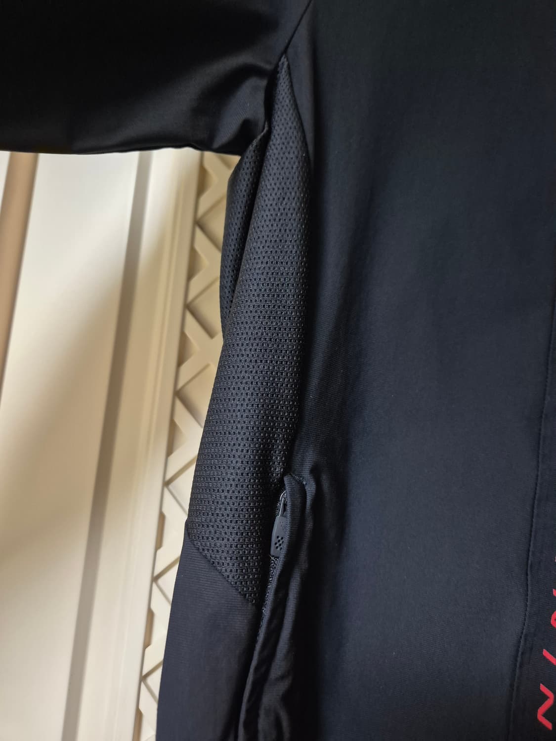 다이나핏 스톰프리즈 2.0 여성 트레이닝복 상품이미지5