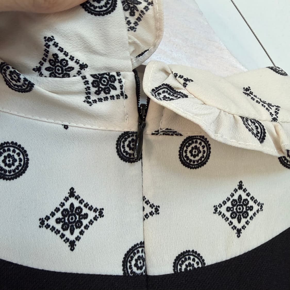 soup 블랙 앤 화이트 패턴 롱원피스 상품이미지5