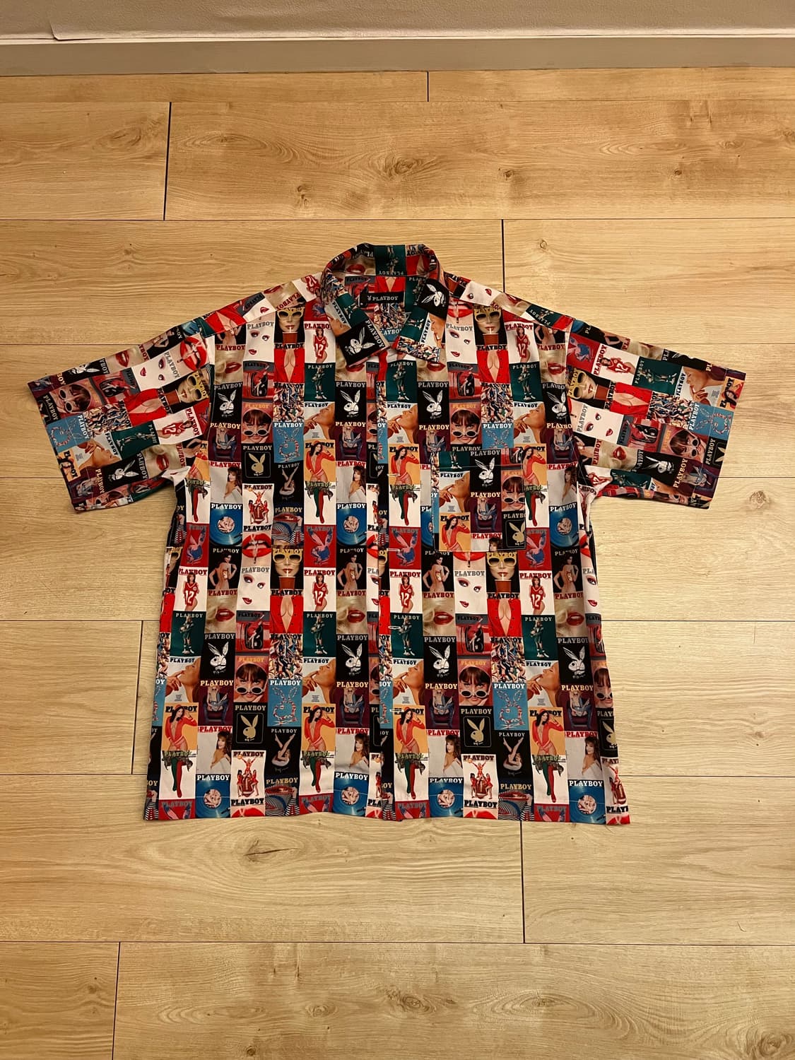 Play boy X Freaks store Hawaiian shirt 상품이미지1