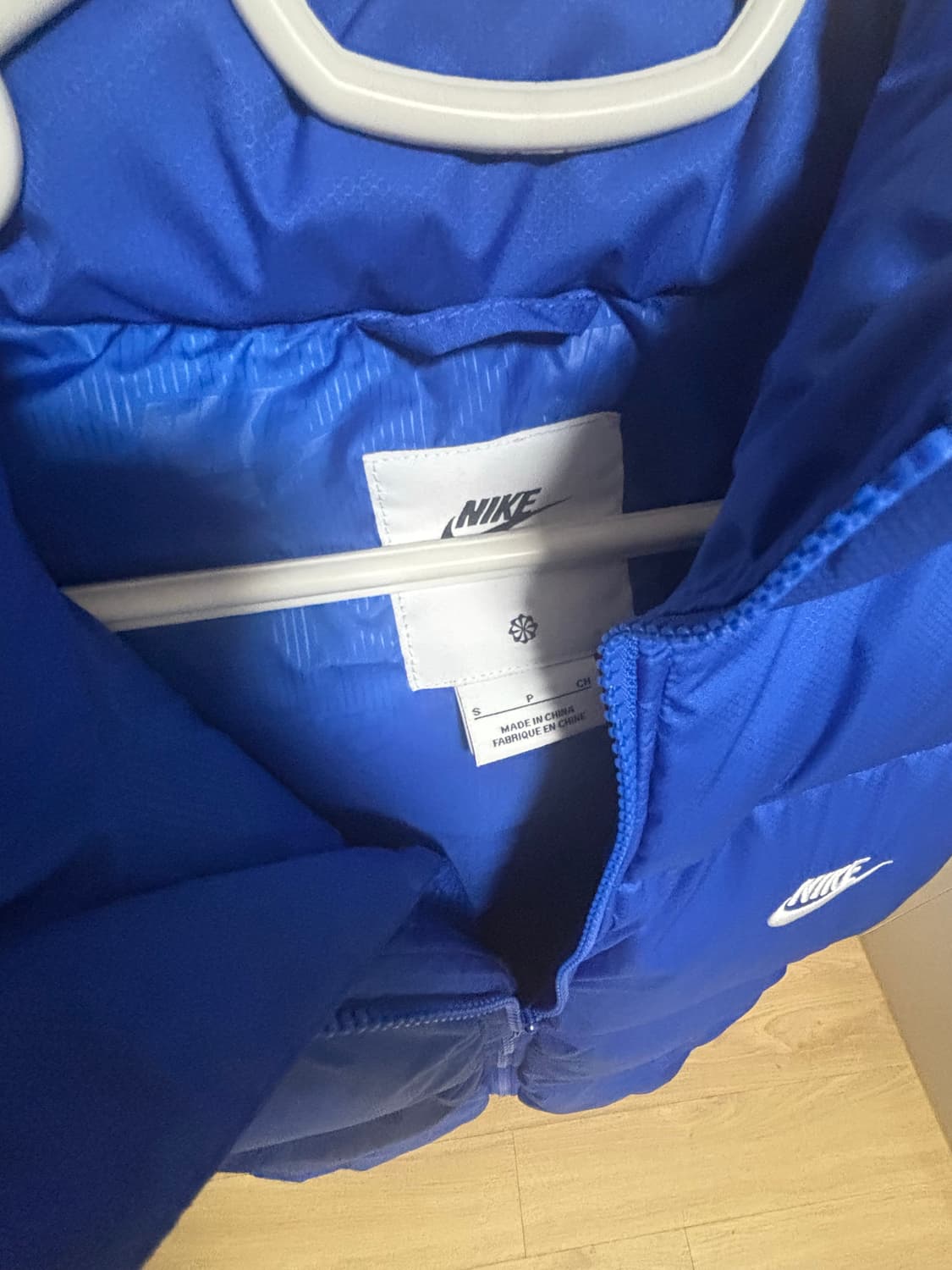 나이키 패딩조끼 s사이즈 상품이미지2
