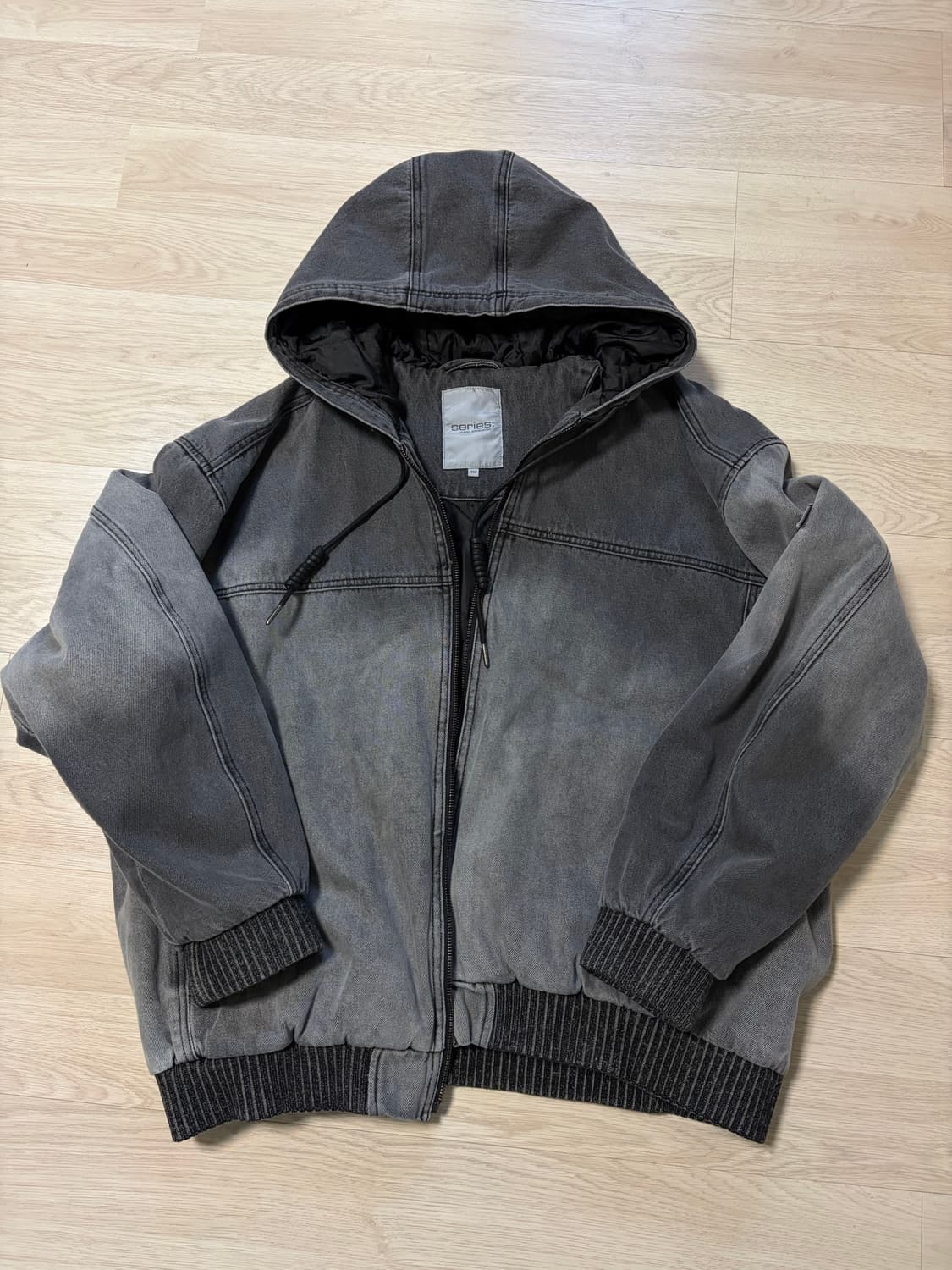 시리즈 봄버 후드 자켓 상품이미지1