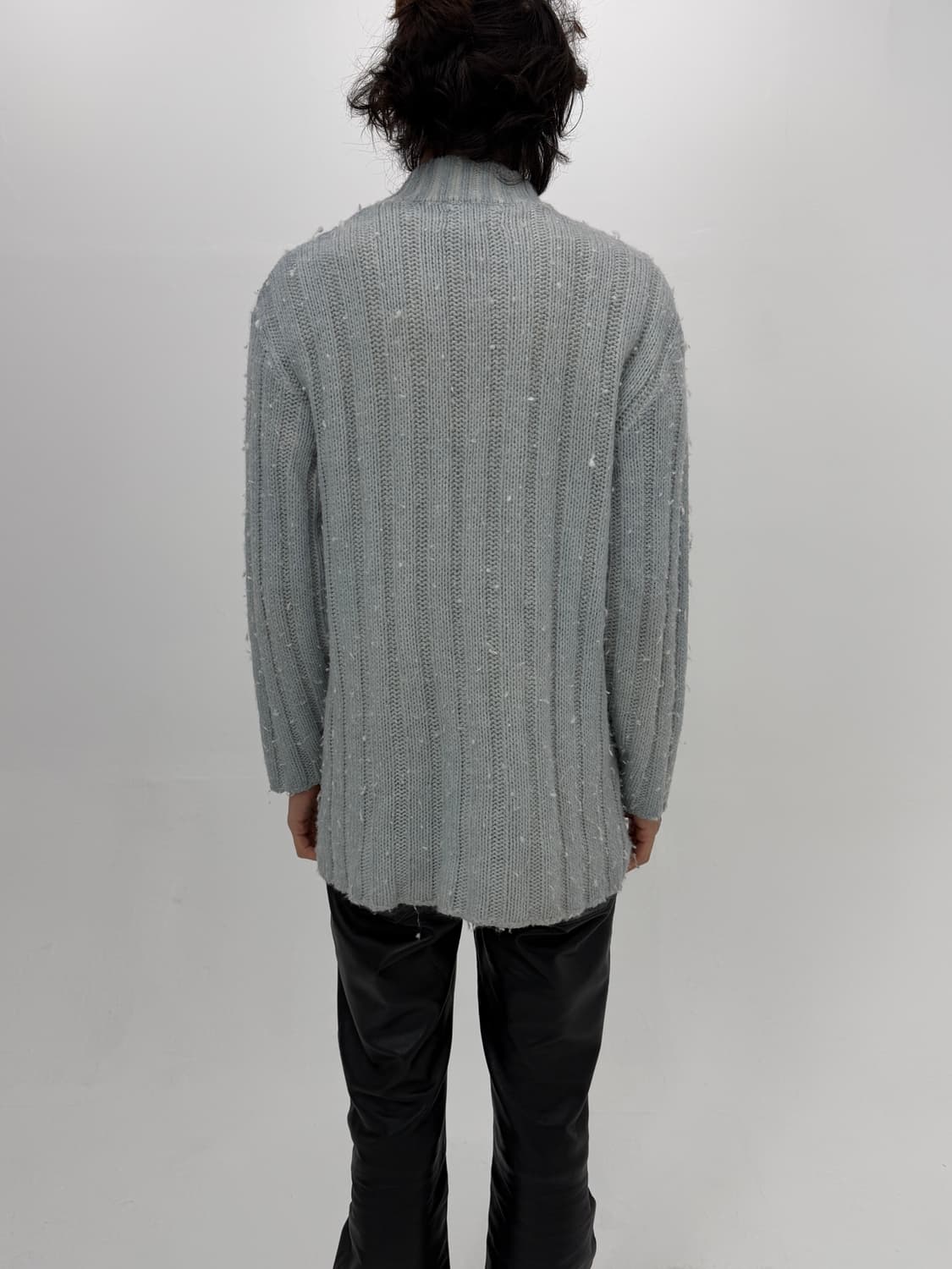 아워레가시 부클 모크 넥 니트 상품이미지3