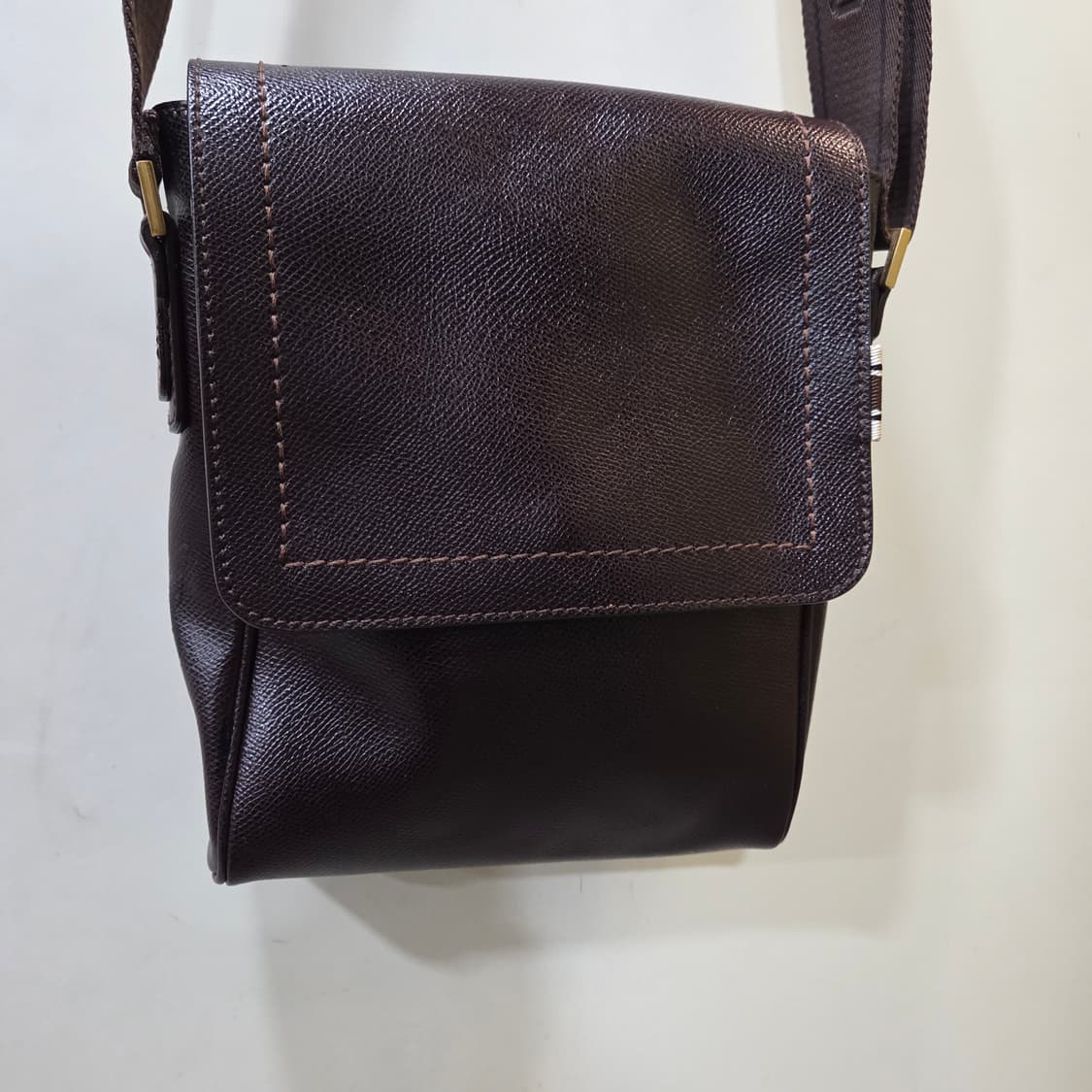 페라가모 크로스백 상품이미지7