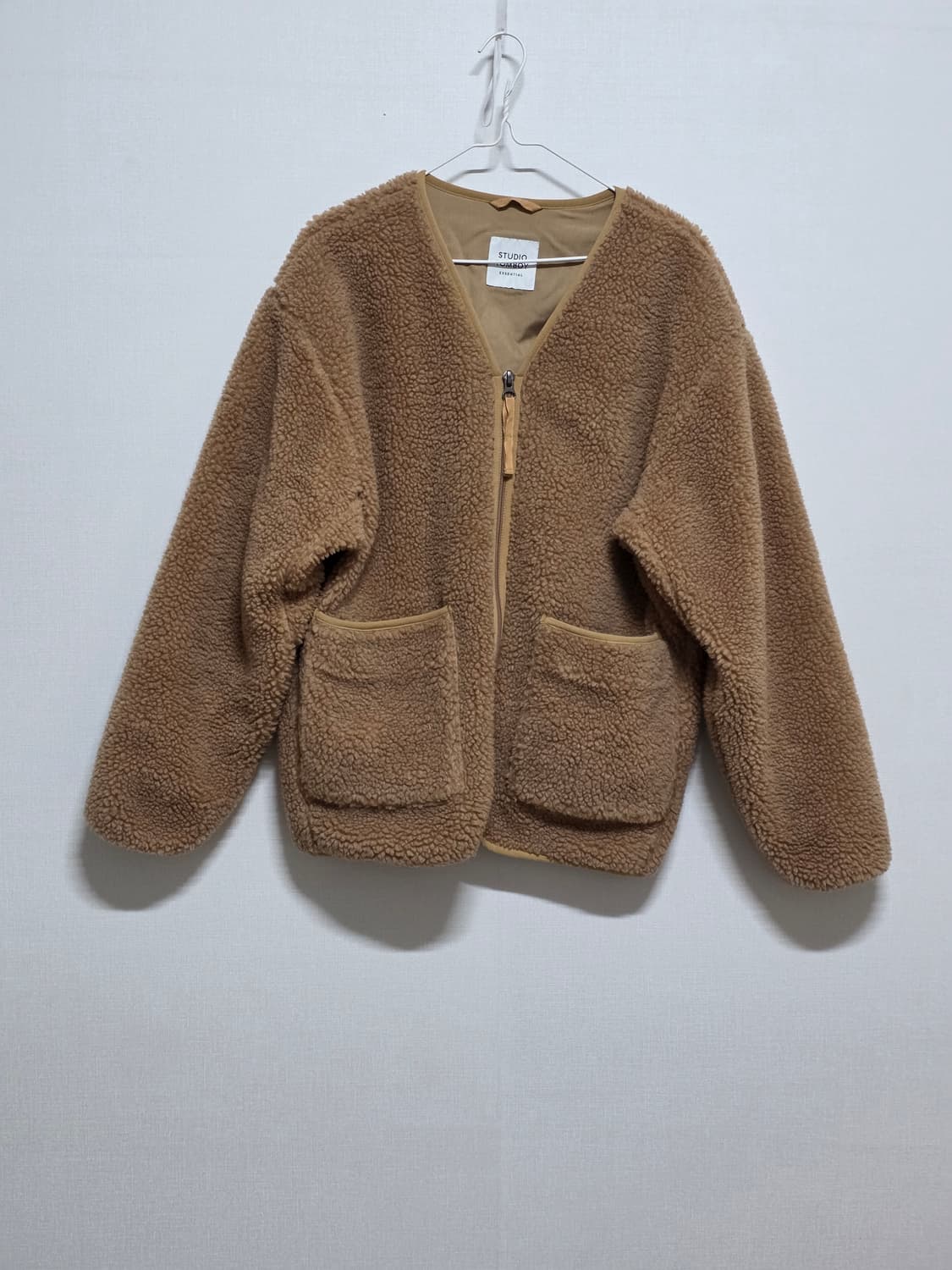 스튜디오 톰보이 털 자켓 상품이미지1