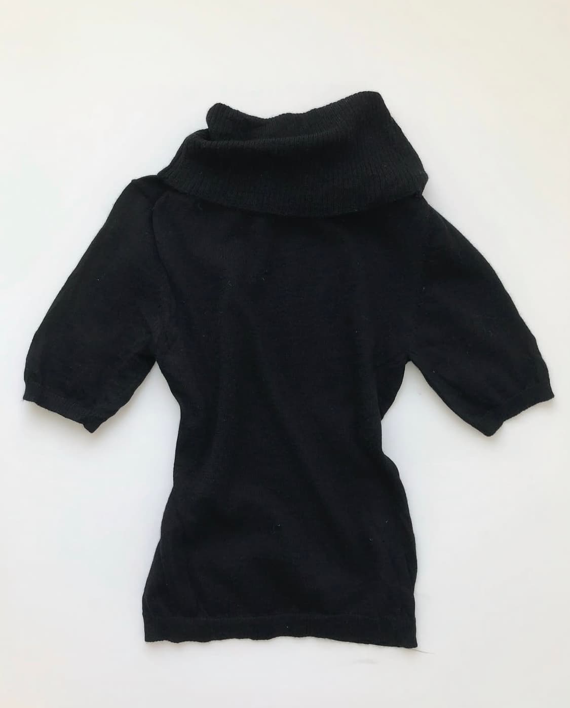이알로이지 loose turtleneck black half knit  상품이미지2