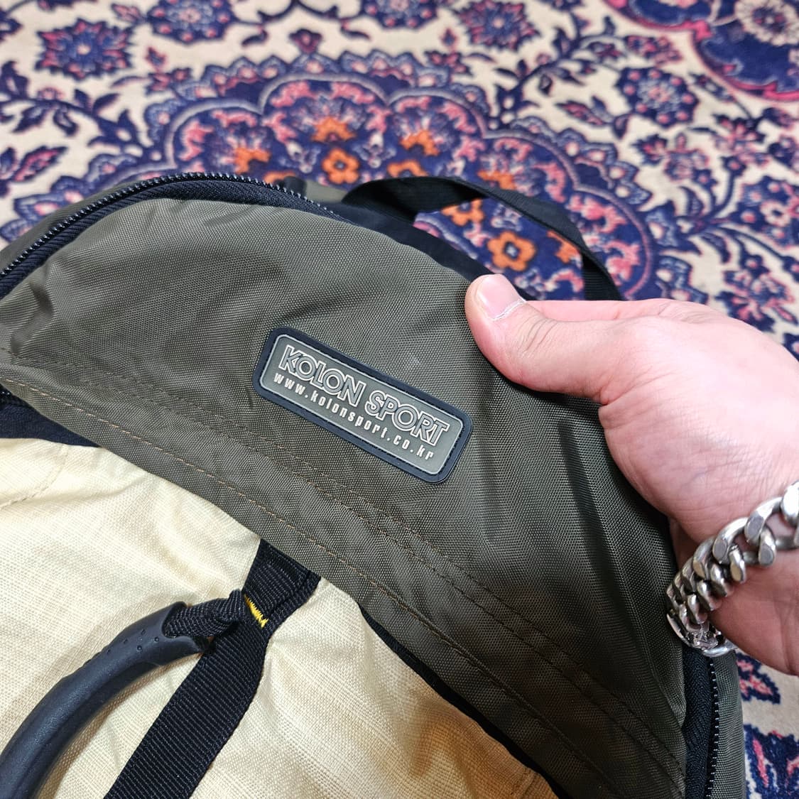 코오롱 올드스쿨 카키 배색 고프코서 등산백팩 27리터 상품이미지6