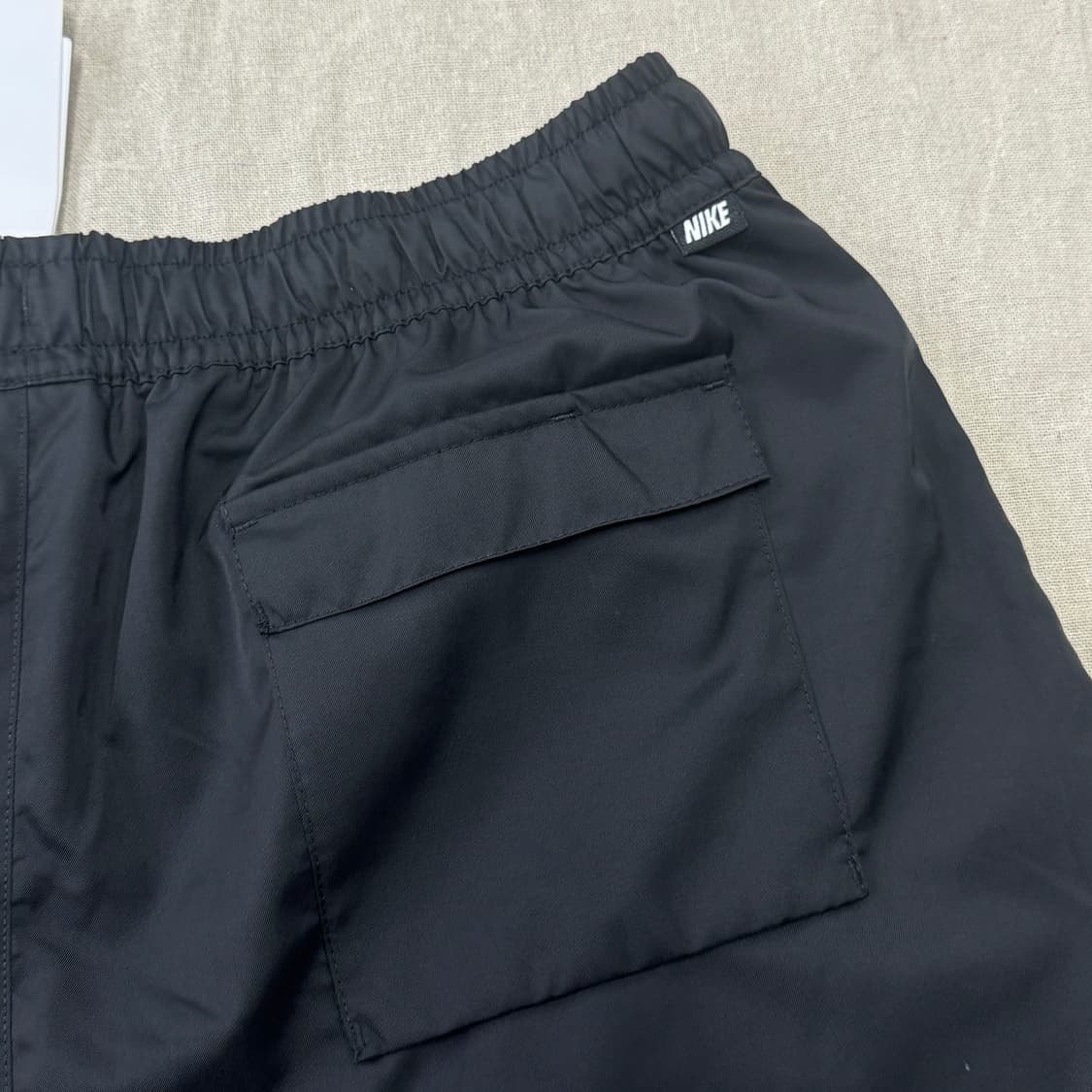 나이키 나일론 검흰 쇼츠 반바지 XL 상품이미지5