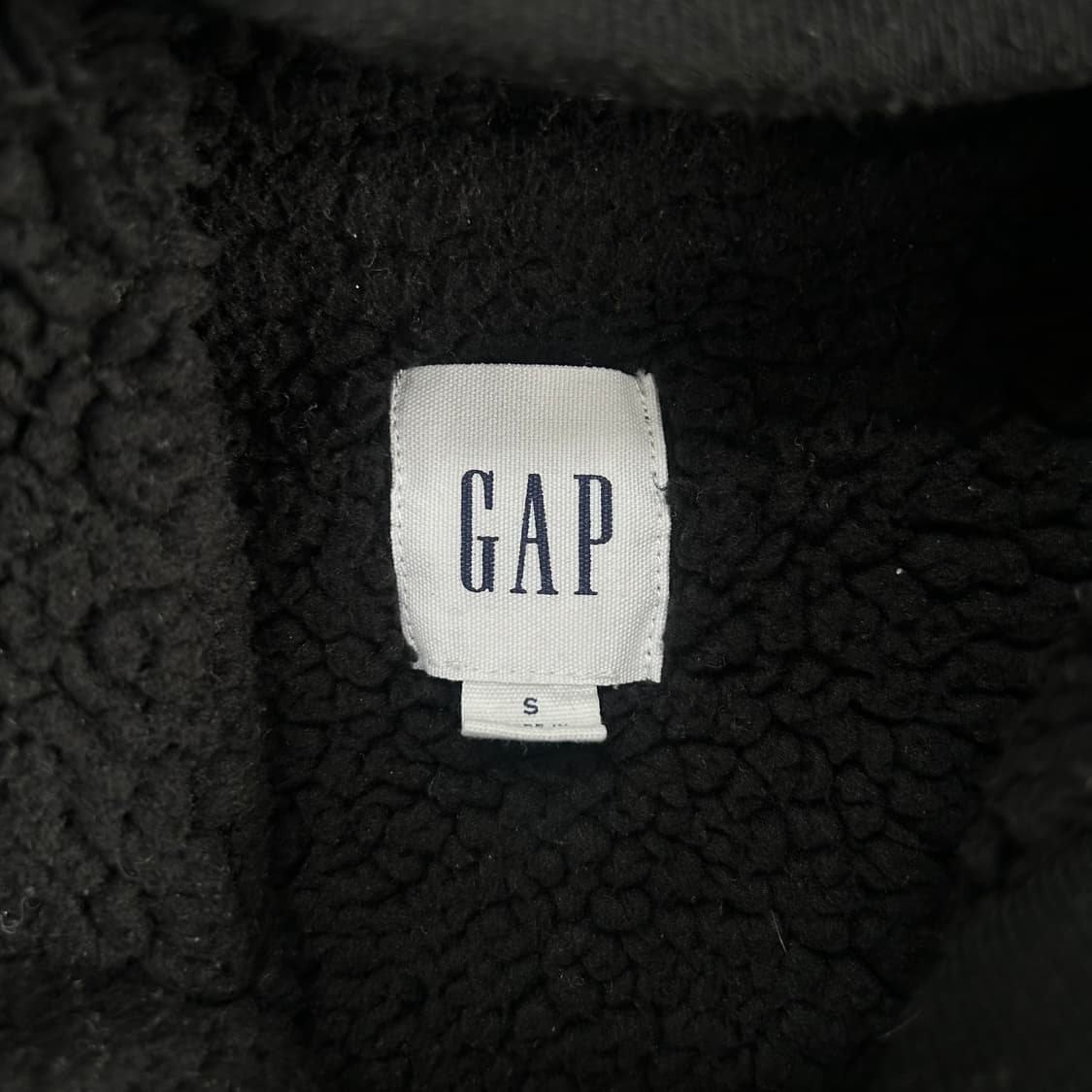 Gap 갭 블랙 로고 퍼 안감 후드집업 상품이미지5