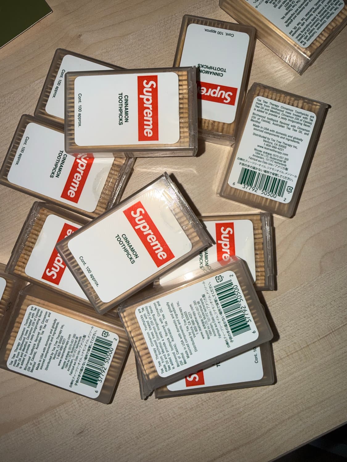 슈프림 스티커, 프리기프트 (정품,종류 진짜 완전 많음) 상품이미지5