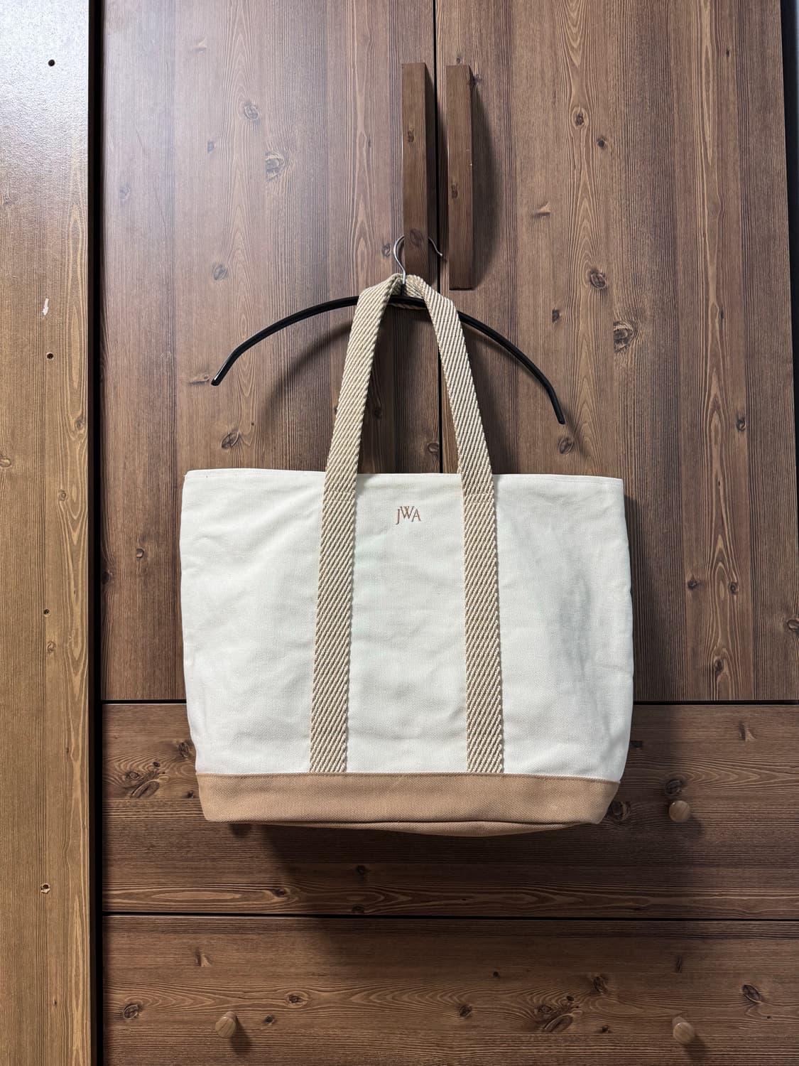 유니클로 JW앤더슨 보트백 상품이미지1