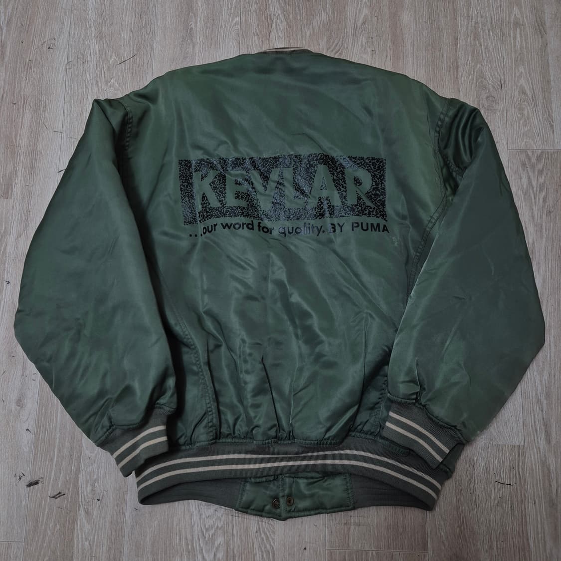 푸마 KEVLAR 올드스쿨 MA-1 항공점퍼 붐버자켓 L(100) 상품이미지5