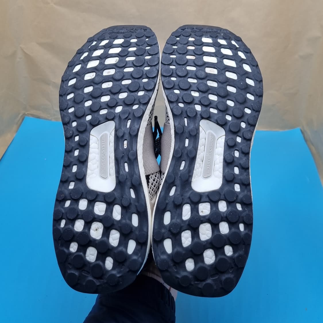 아디다스 울트라부스트 데이원 남성운동화260  상품이미지3