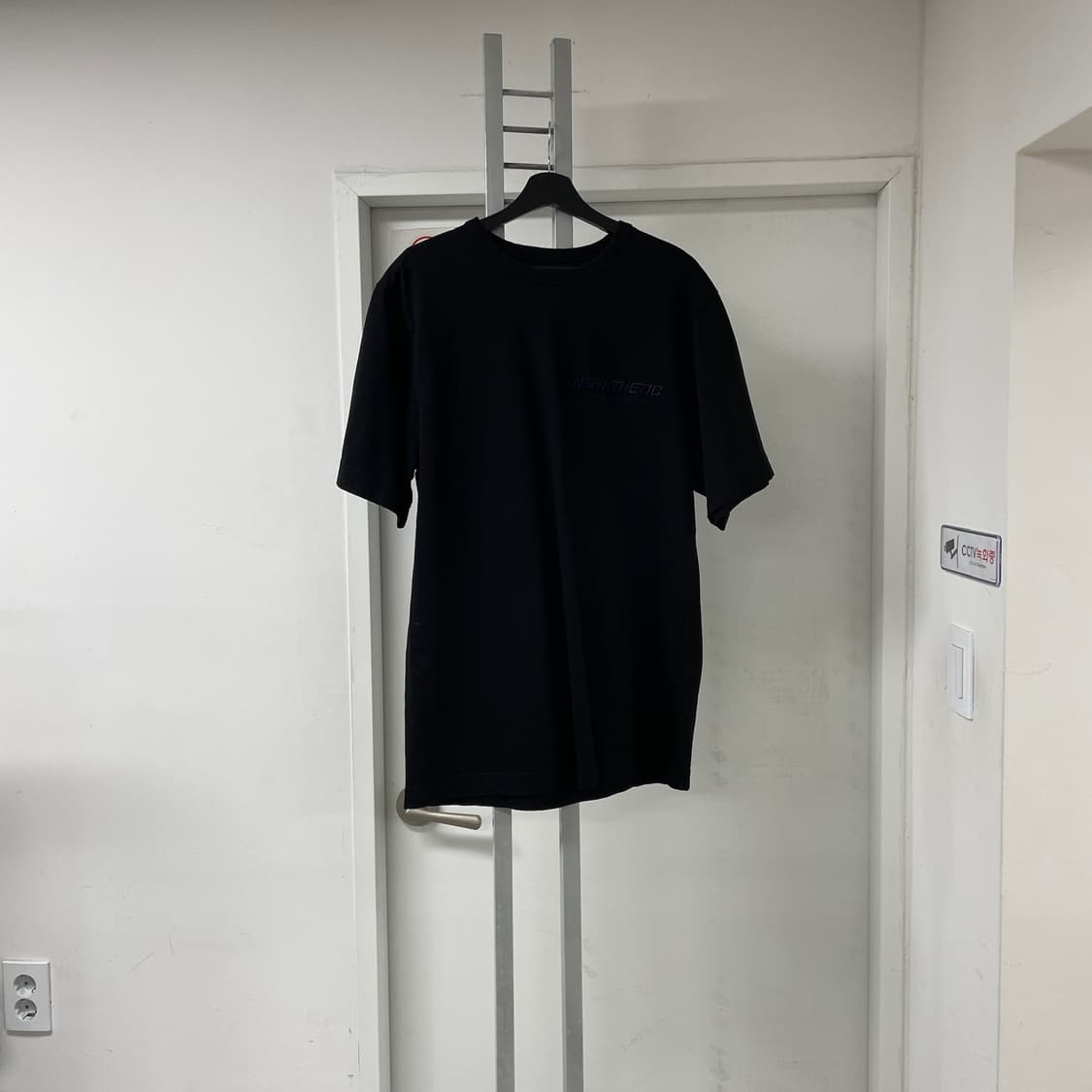 준지 블랙 반팔 티셔츠 46 상품이미지1