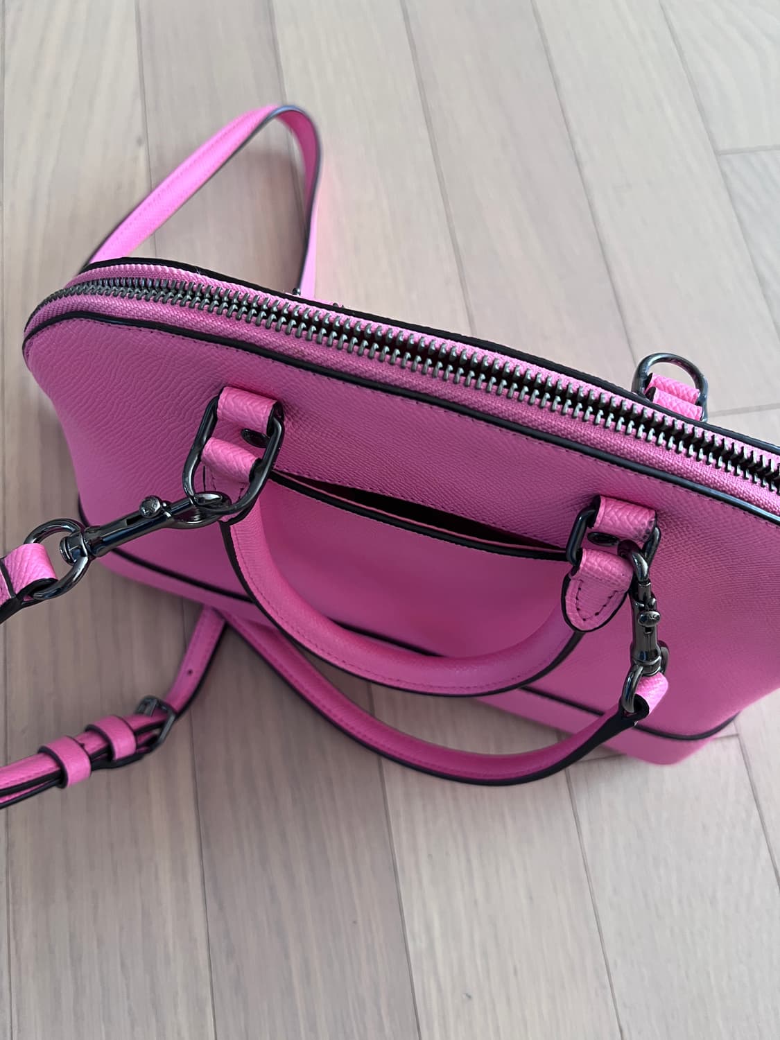 COACH Mini Avery Satchel in Pink 상품이미지4