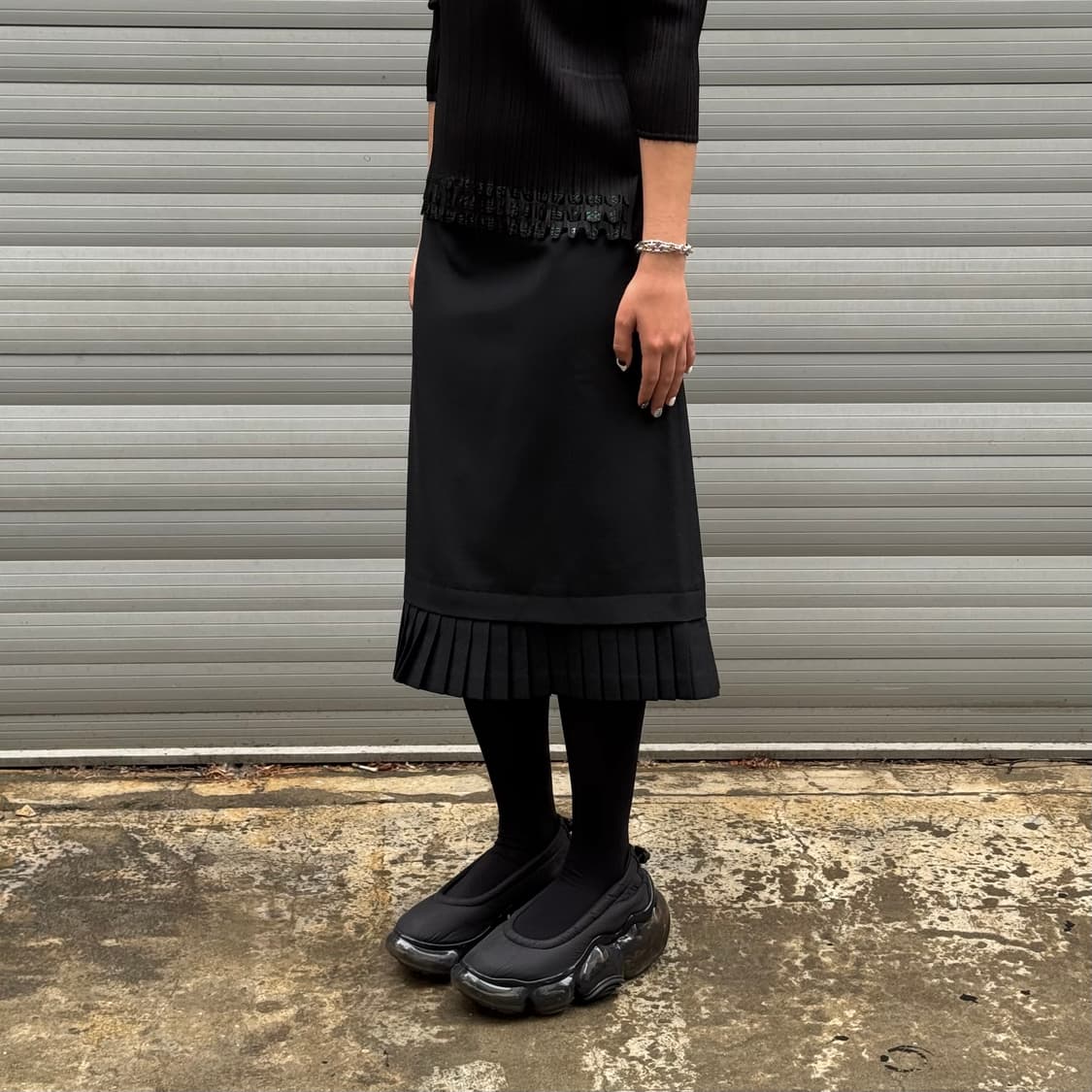 Archive Pleated Black Skirt 상품이미지8