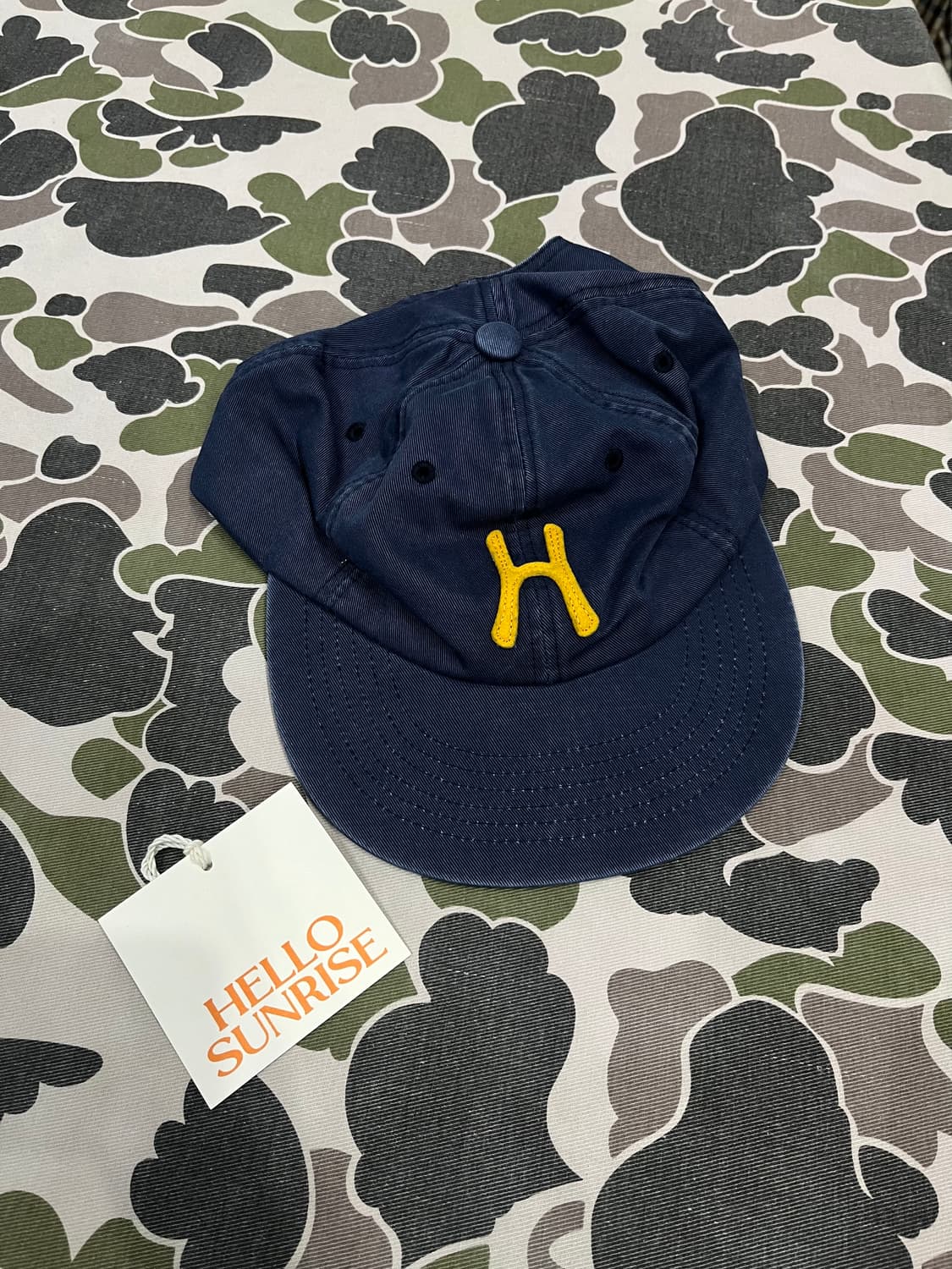 헬로선라이즈 H로고 코튼 릴랙스핏 6패널 캡 모자 네이비 상품이미지1