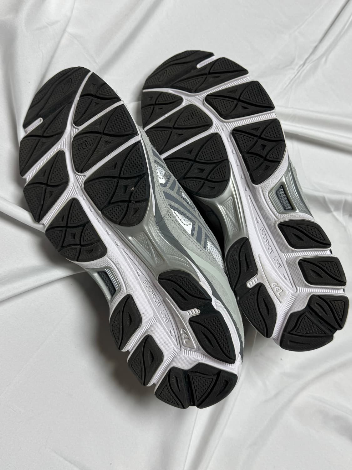 아식스 젤 nyc 화이트 스틸 그레이 290 상품이미지5