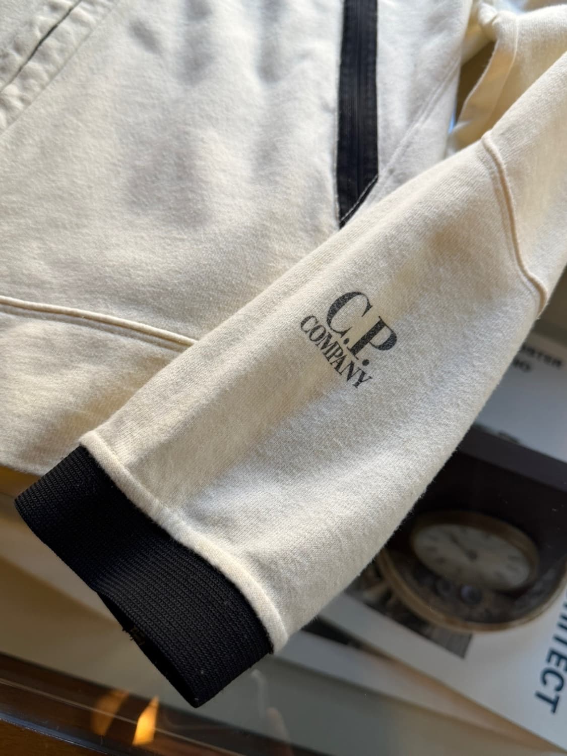 CP 컴퍼니 코튼 짚업 자켓 100 상품이미지10
