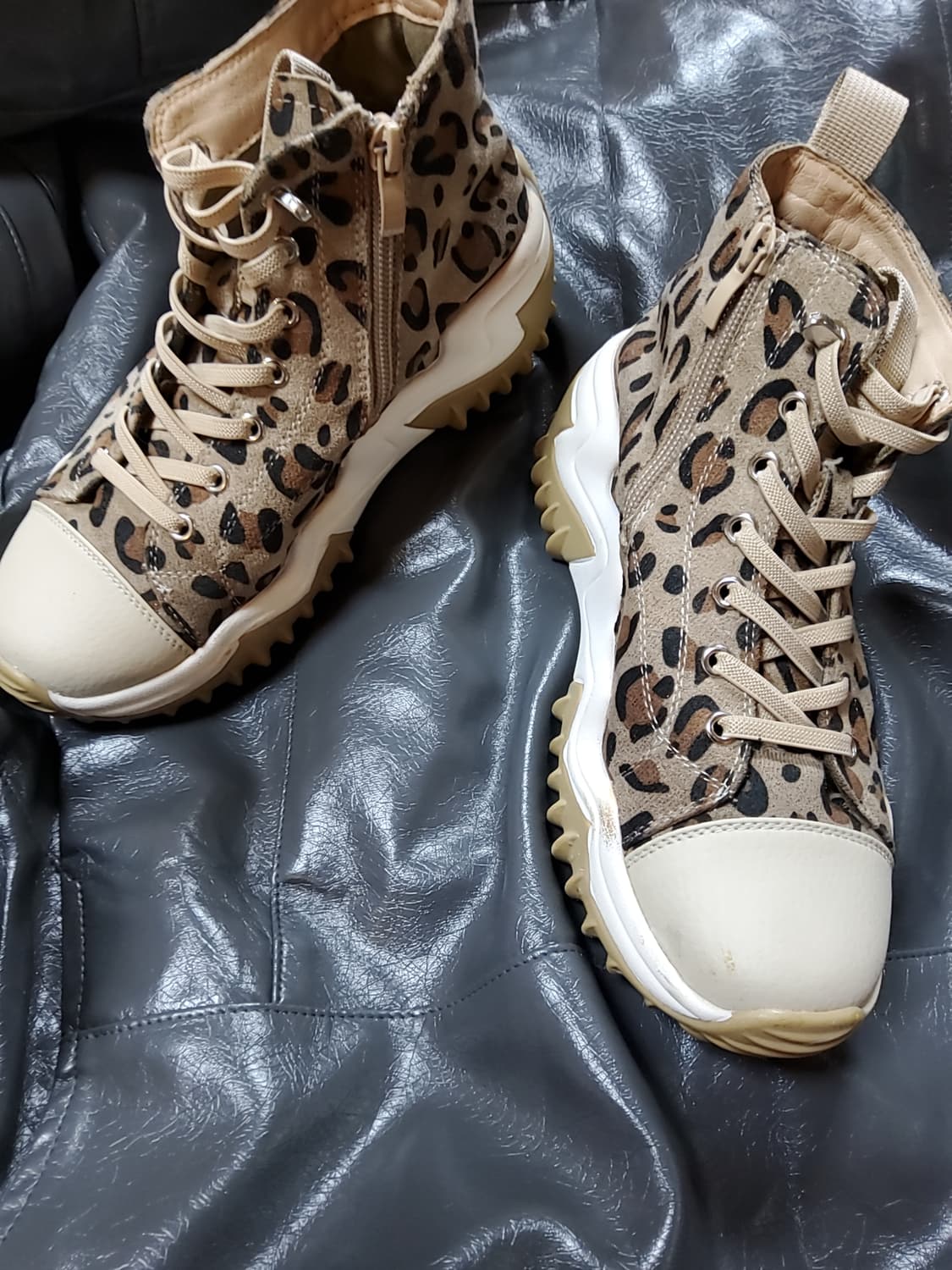 레오파드 하이탑 스니커즈 235 상품이미지4