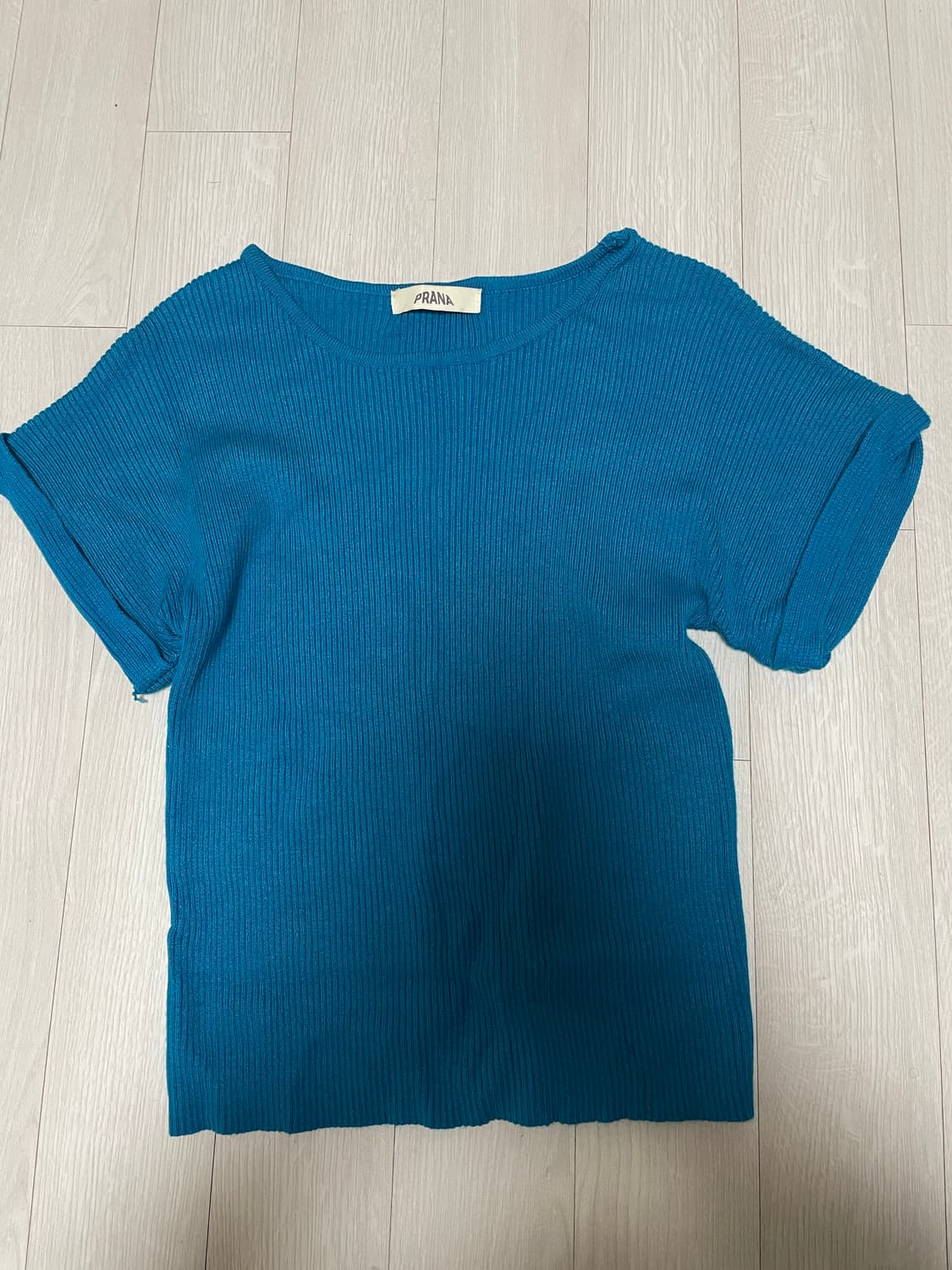 롤업슬리브 크롭니트 블루 상품이미지1