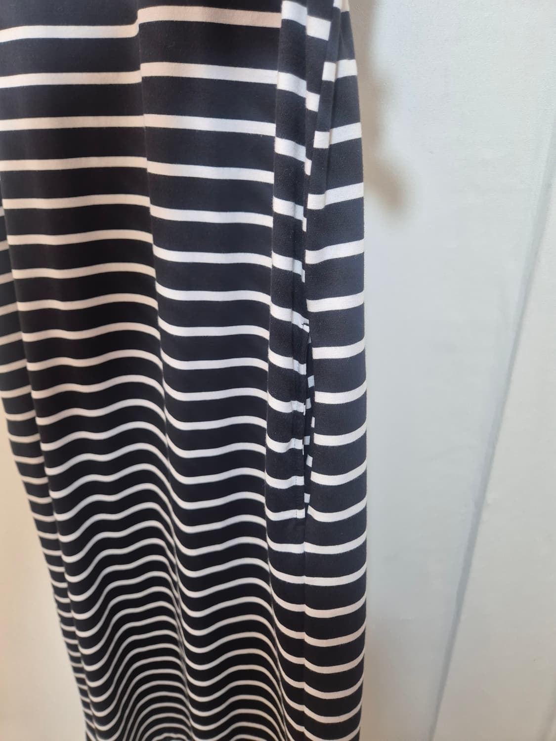 깔끔한 airrism 스트라이프 패턴의 유니클로 원피스  xl
사이즈 실 상품이미지4