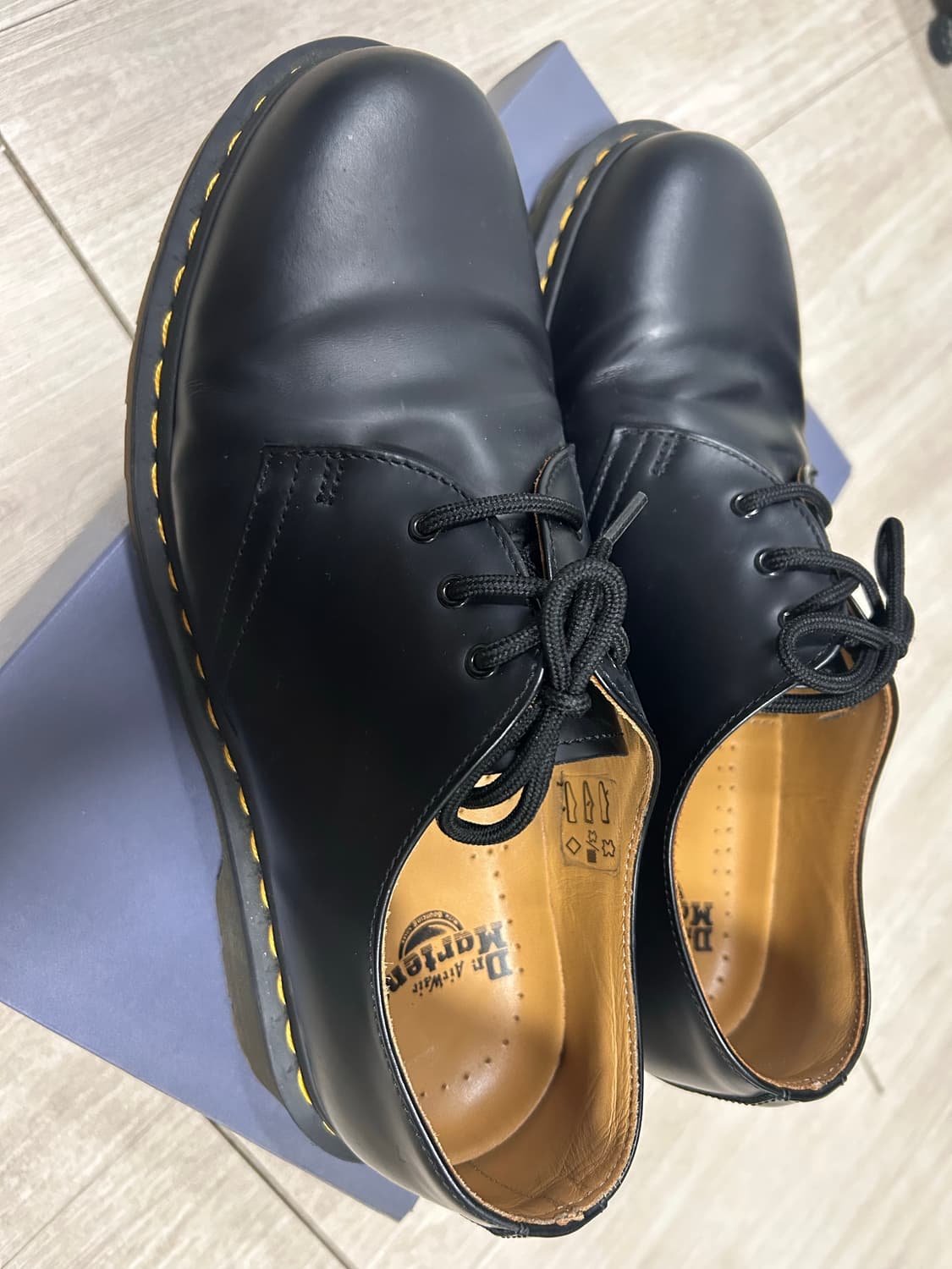닥터마틴 1461 스무스 280 uk9 상품이미지2