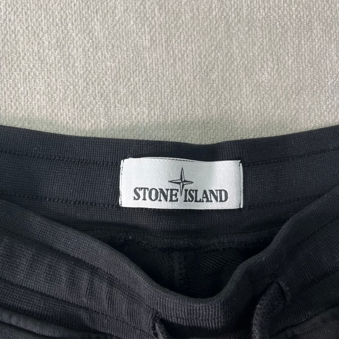 30 스톤아일랜드 와펜 스웻 트레이닝 조거 팬츠 상품이미지2