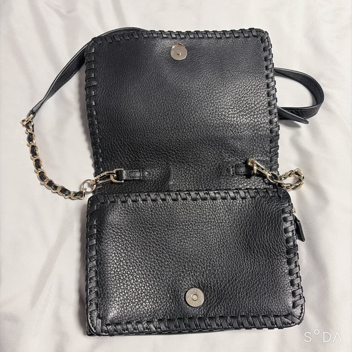 토리버치 블랙 레더 크로스백 체인백 상품이미지3