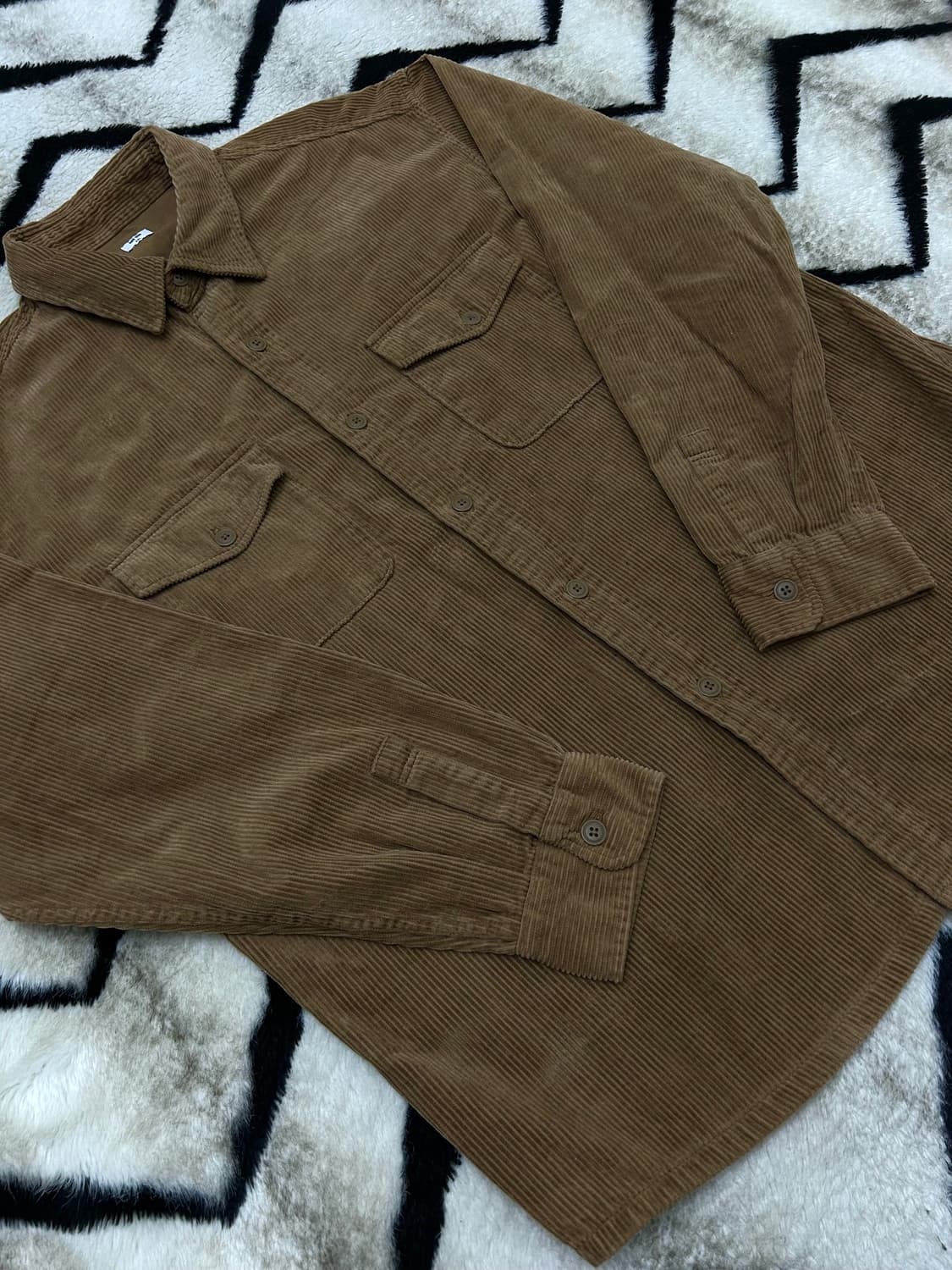 [2XL]유니클로 코듀로이 투포켓 셔츠/짙은베이지 상품이미지2