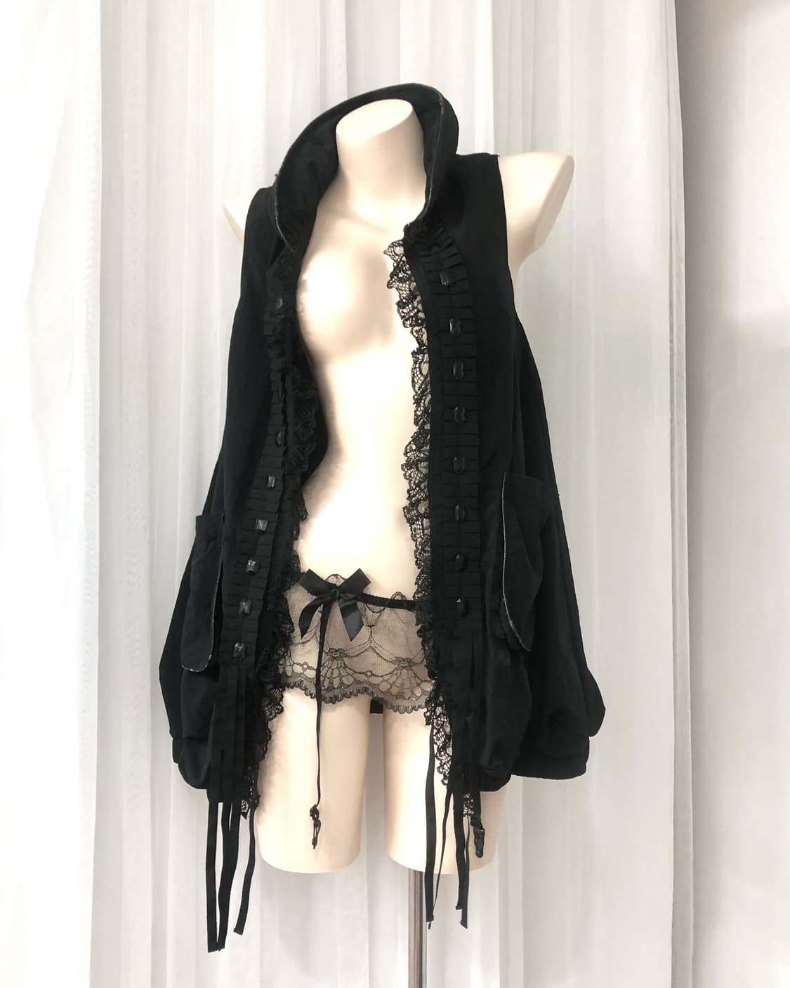 archive gothic lace layered vest 상품이미지1