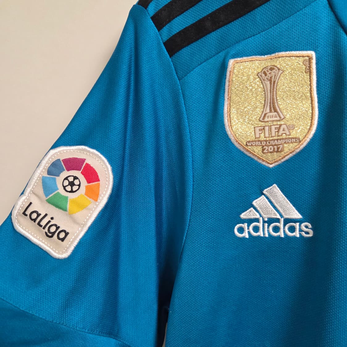 17-18 레알 마드리드 호날두 유니폼 S-M(90-95) 상품이미지3