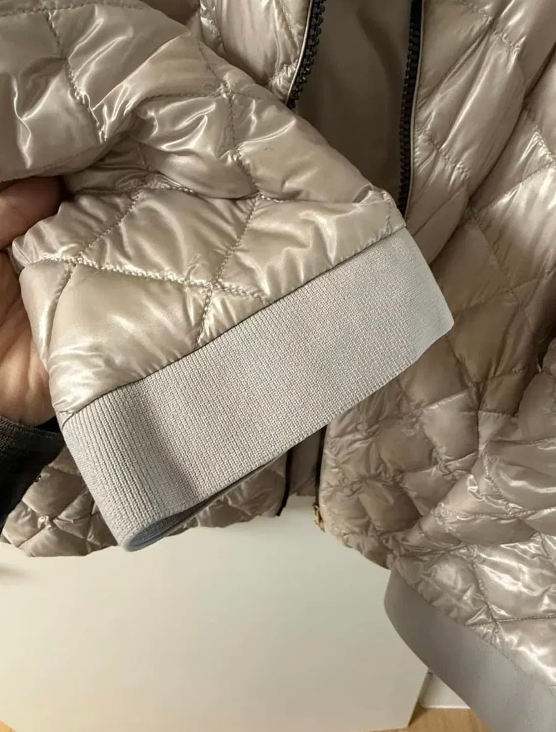 에르노 여성 퀼팅 경량 패딩 아이보리 (42사이즈) 상품이미지7