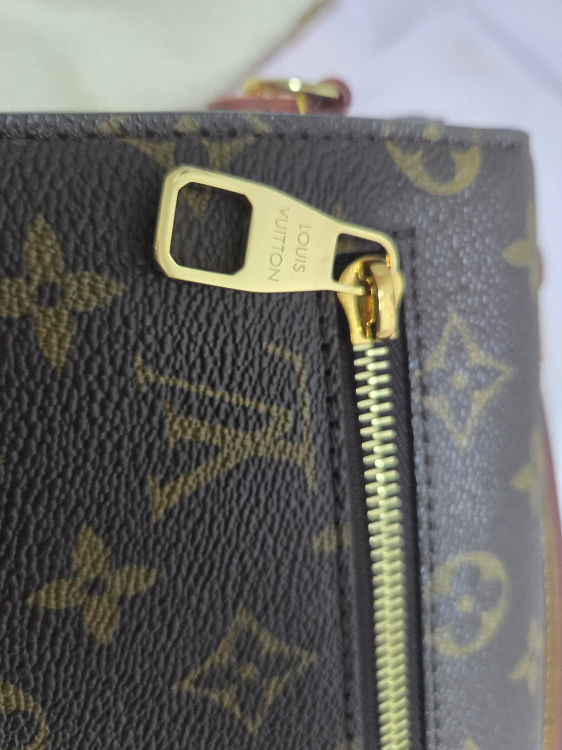 루이비통 포쉐트 메티스 상품이미지10