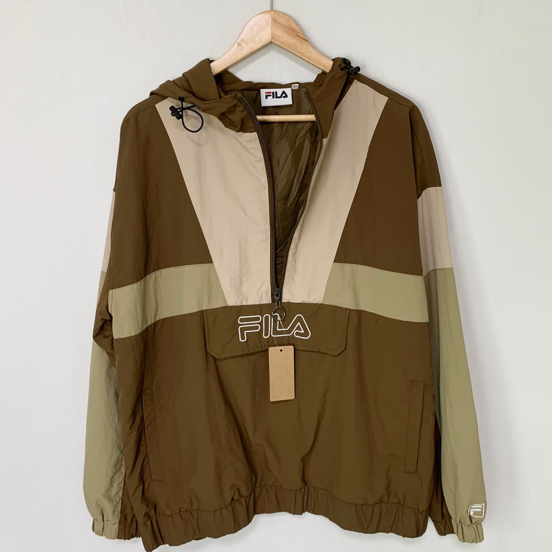 휠라 FILA 재팬 일본빈티지 아노락후드반집업 바람막이 L 말차초코베이지 상품이미지5