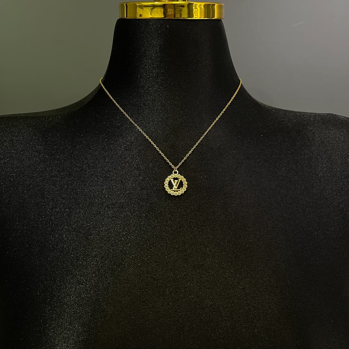 루이비통 버블 서클 골드 업사이클링 목걸이 상품이미지1