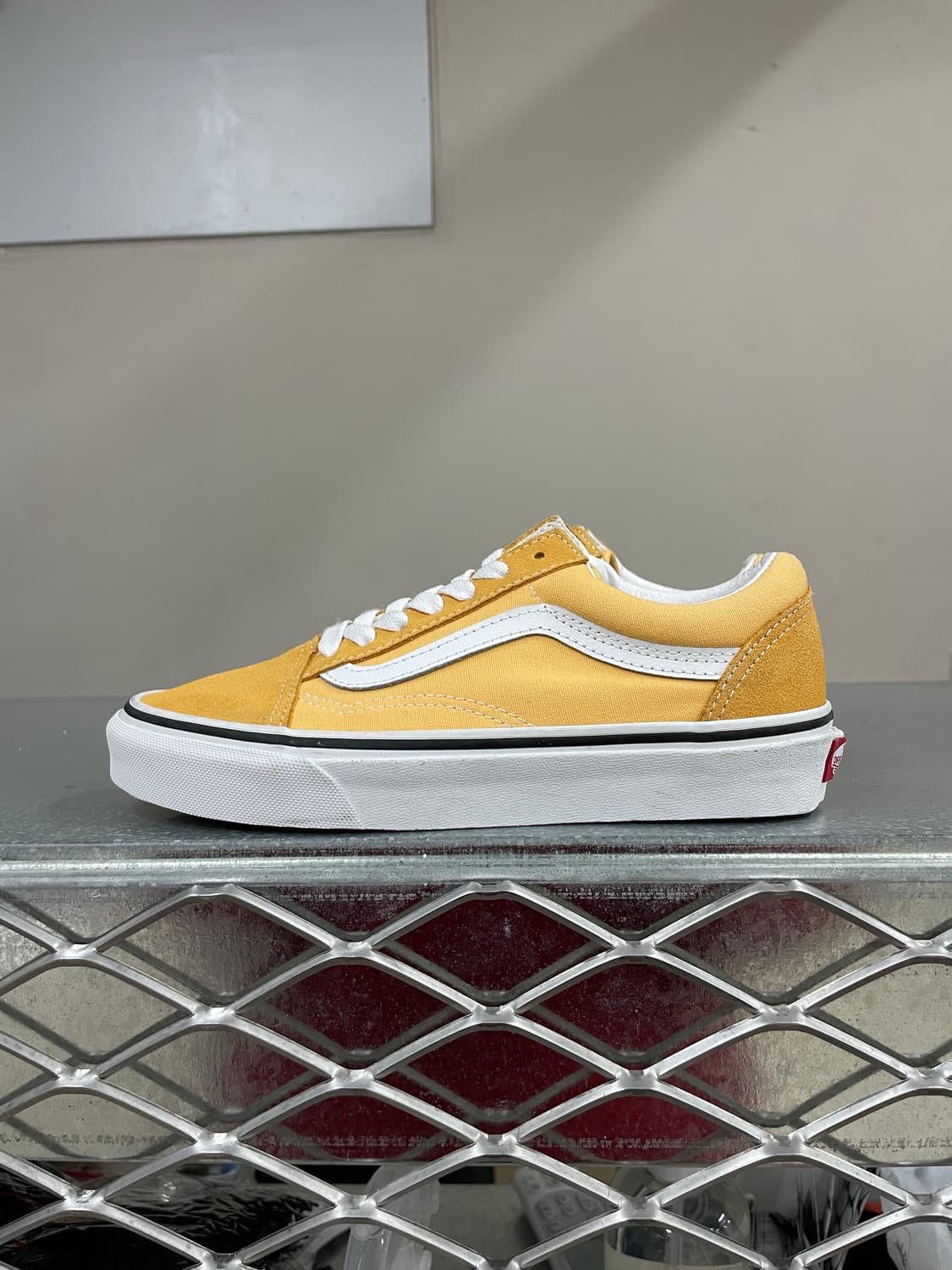 반스 올드스쿨 옐로우 220 상품이미지1