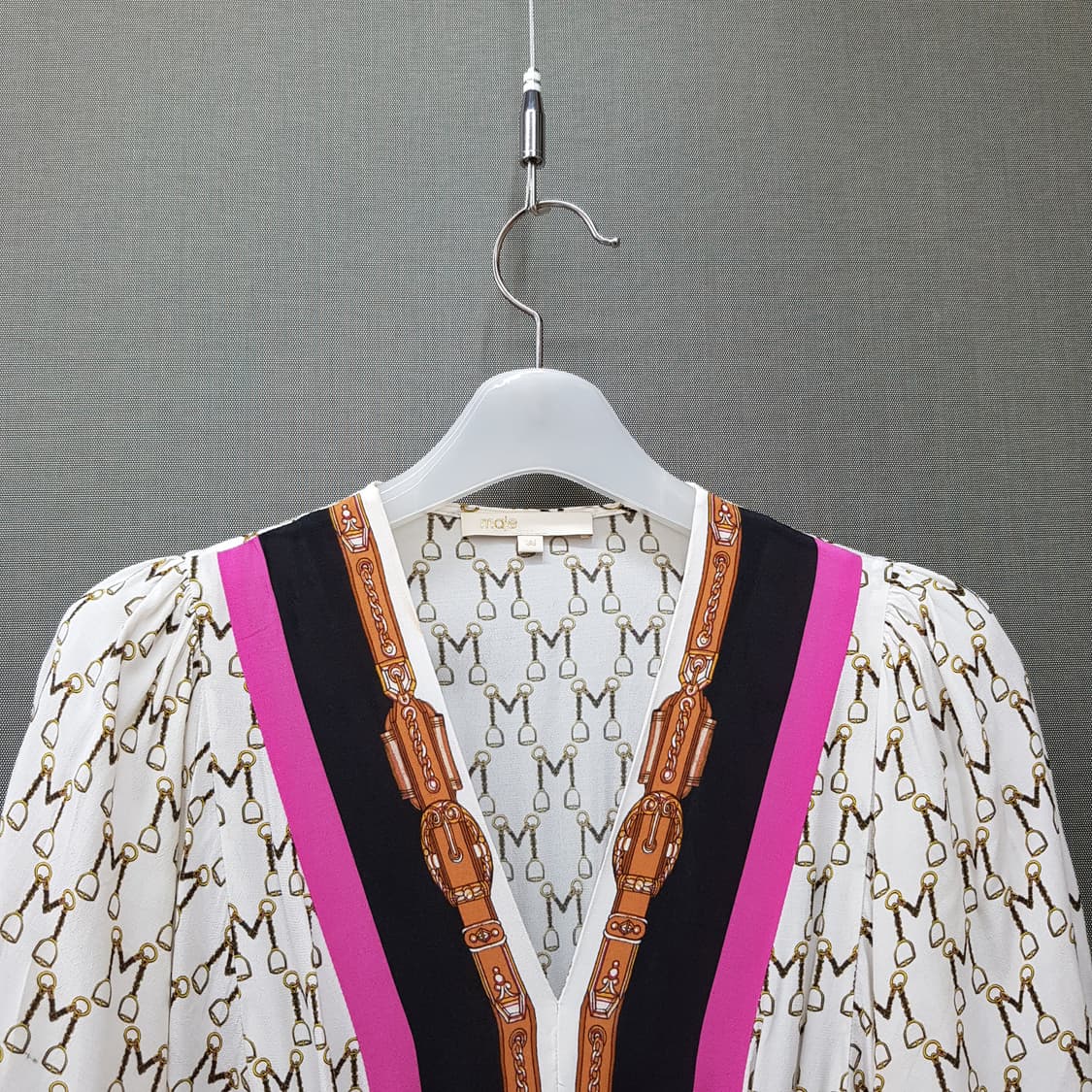 마쥬(Maje) 체인 패턴 브이넥 롱 원피스 36사이즈 상품이미지3