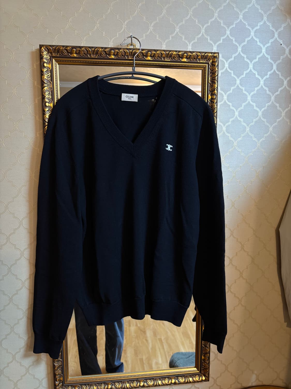 Celine v neck 상품이미지1