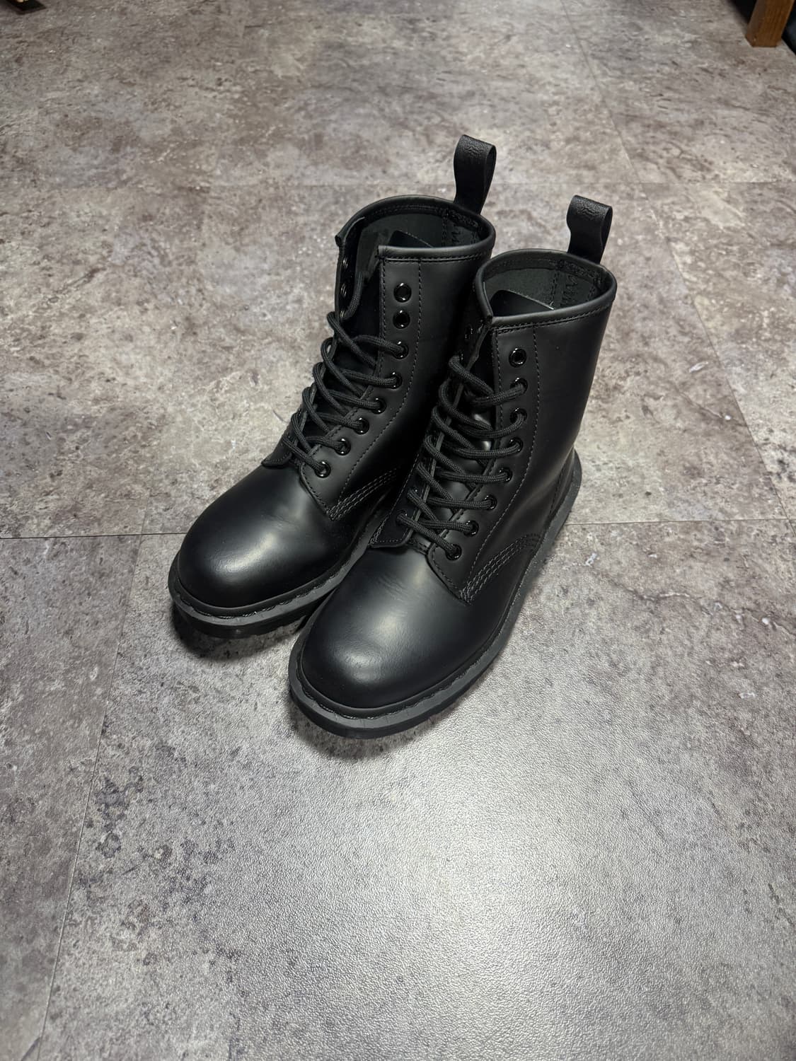 닥터마틴 1461 모노 240 새상품급 상품이미지1