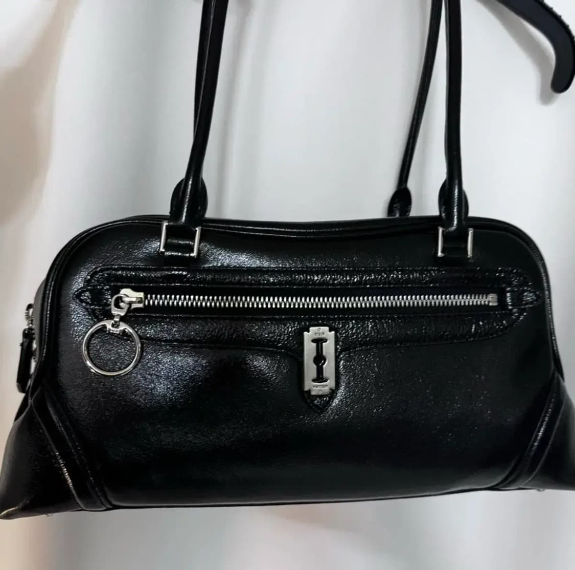 분크 토크 캐빈 크루 숄더 미듐 상품이미지4