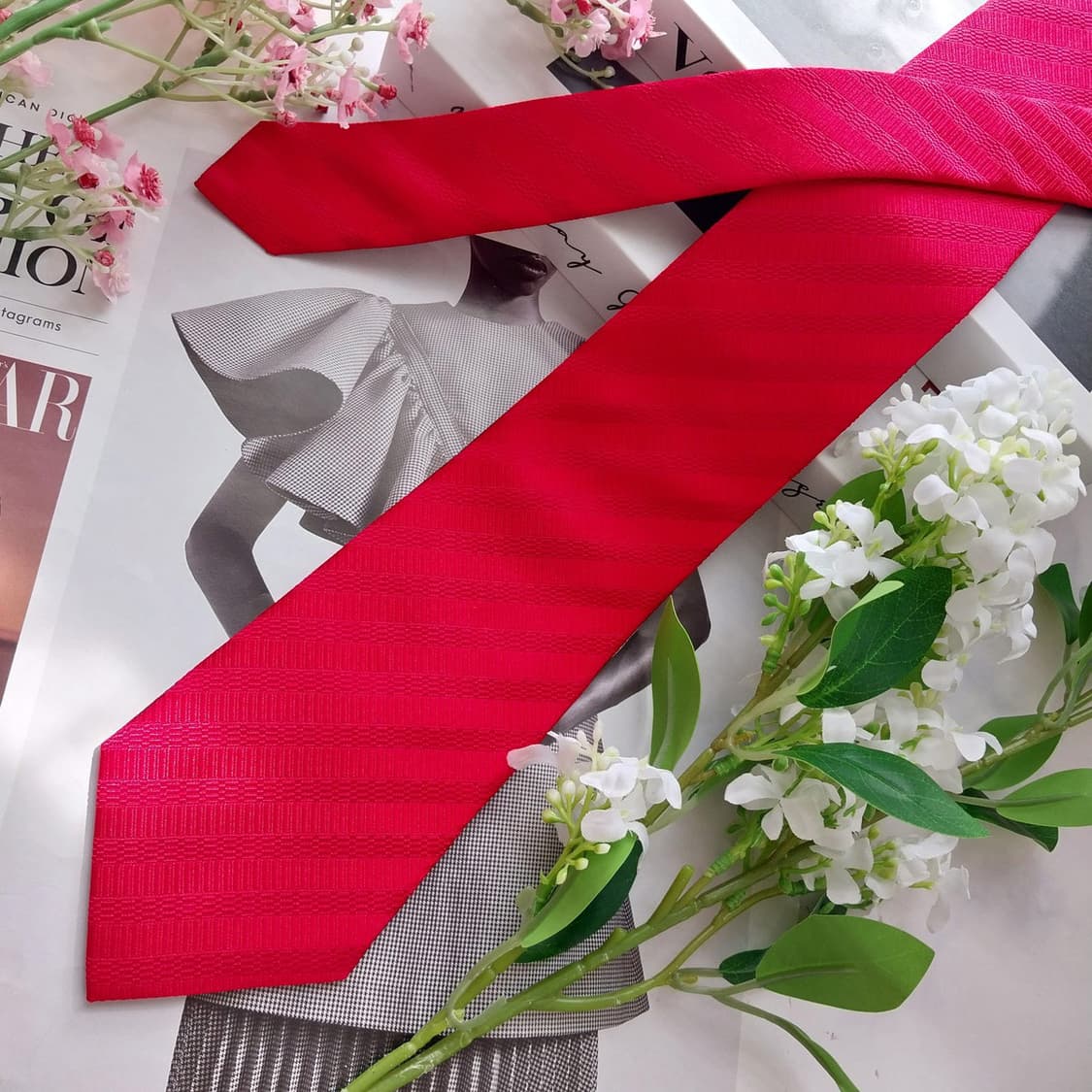 밀라숀 실크 레드 패턴 넥타이 8.3cm A+등급 K2341
 상품이미지4