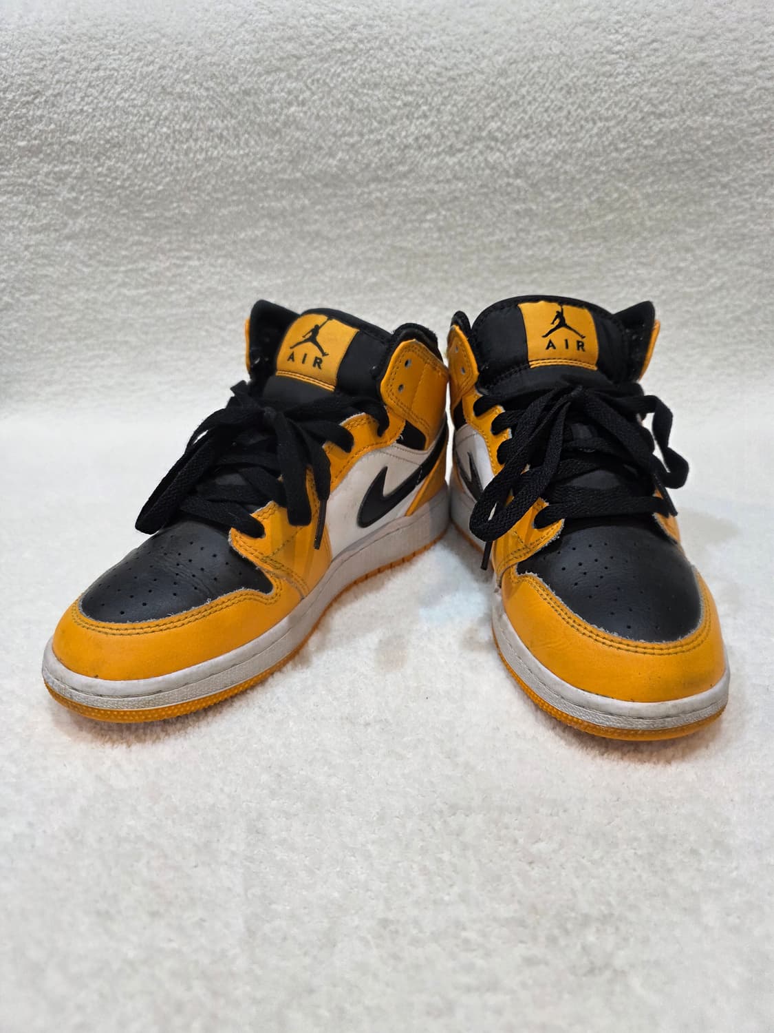 NIKE 나이키 에어 조던 1 미드 택시 상품이미지2