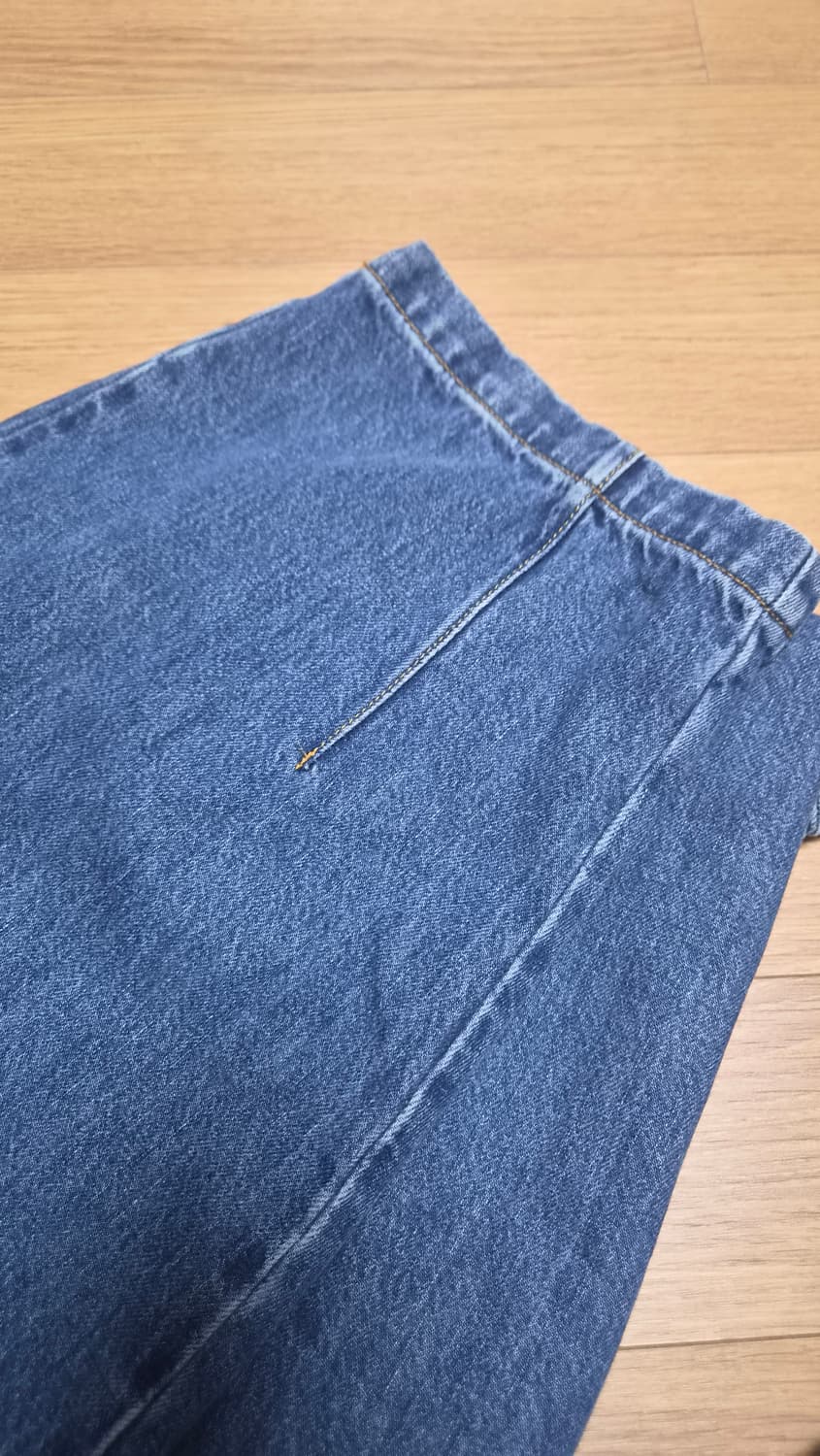 자라 커브드 데님팬츠 상품이미지2