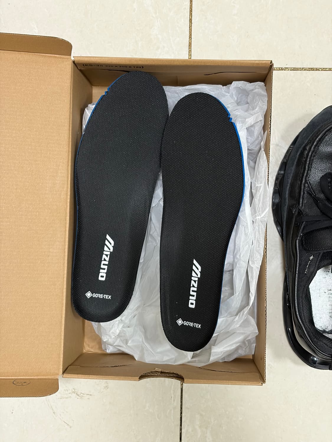 미즈노 웨이브프로페시 moc 고어텍스 블랙 260 상품이미지3