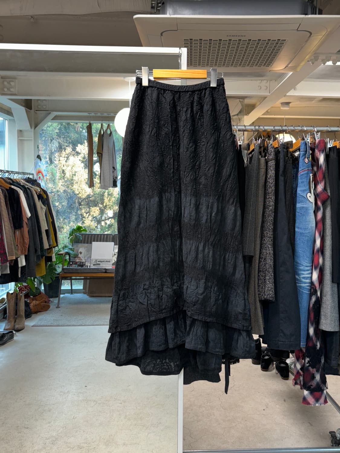 리츠코 시라하마 레이어드 엠보싱 린넨 롱스커트 상품이미지1